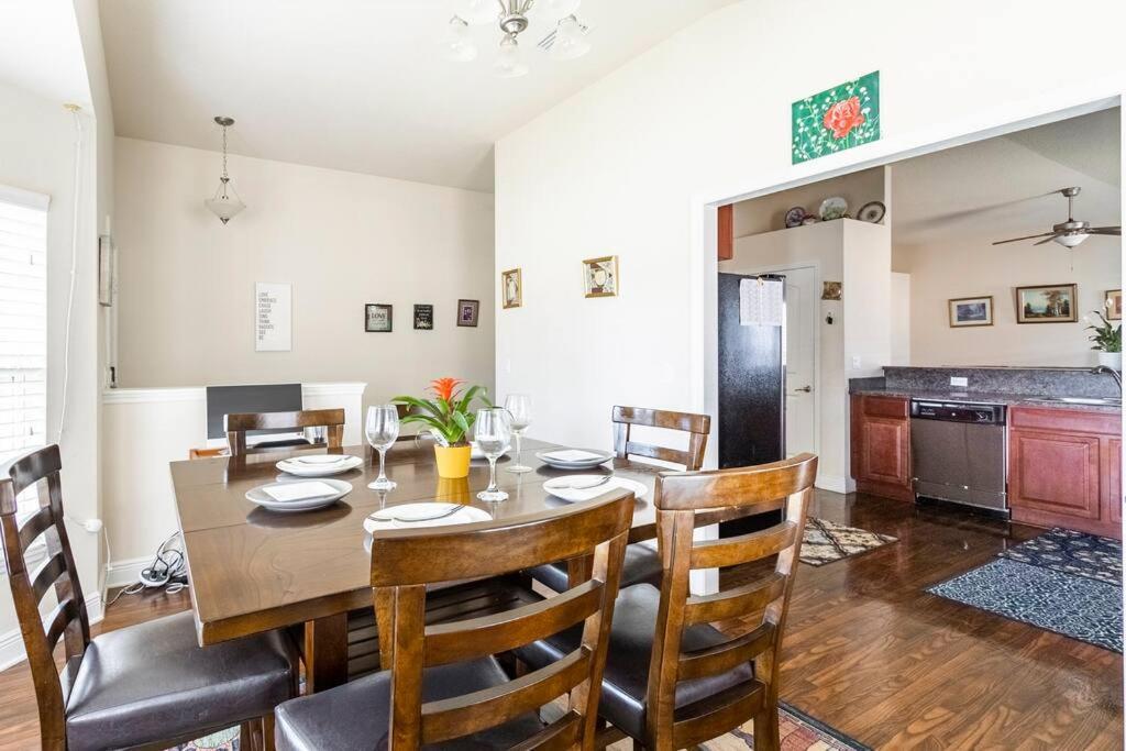 Hidden Gem Hideaway Homely West Melbourne エクステリア 写真